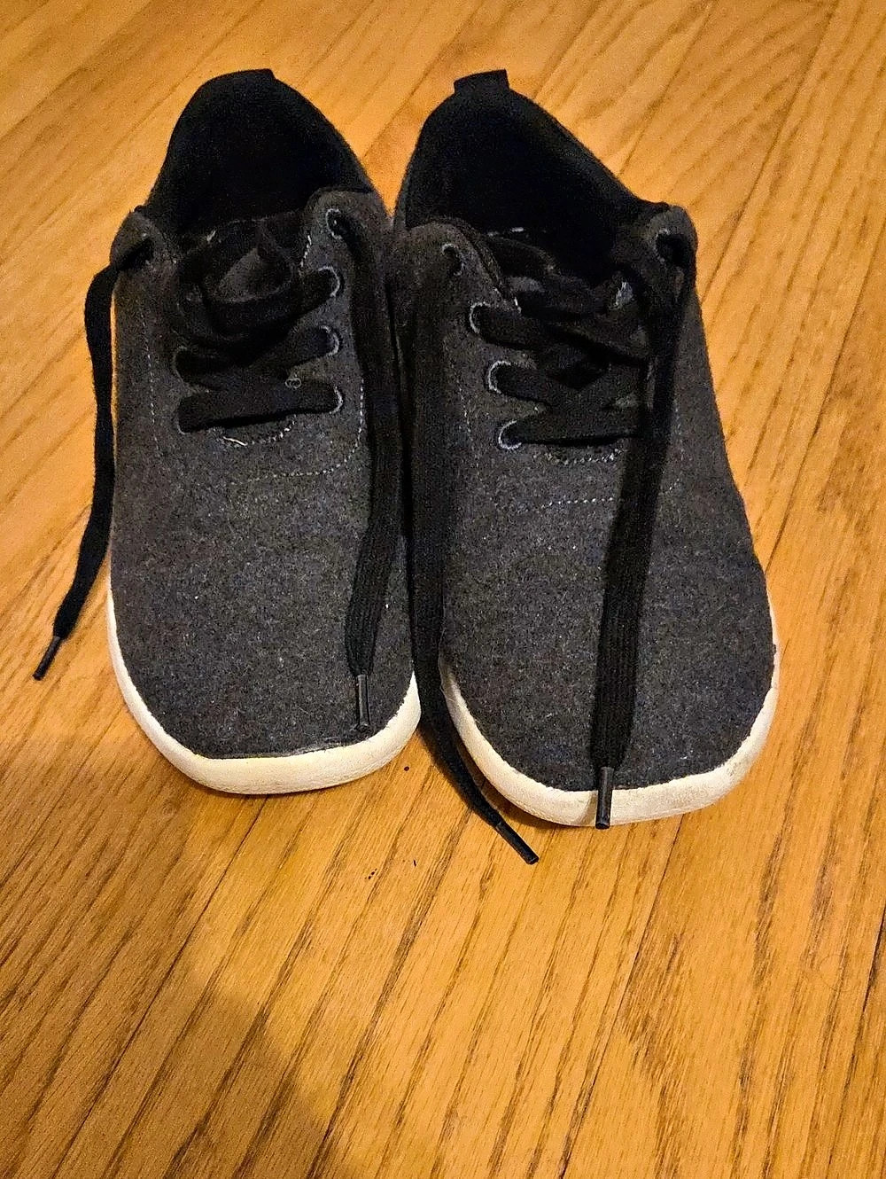 Banana Republic Wool Casual Sneakers Black & White